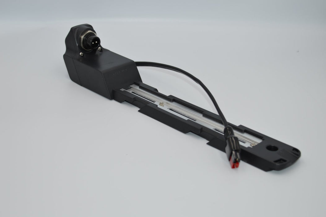Tiger Shark Battery Case Bracket and Keys - Cap Rouge